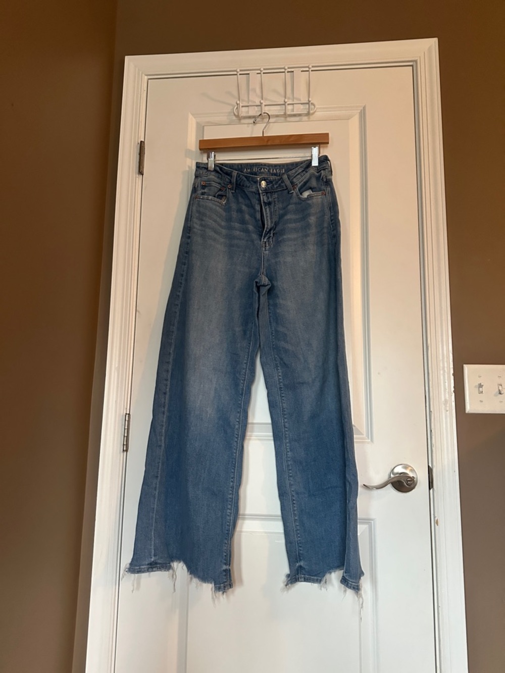 American Eagle Outfitters Wide Leg Frayed Hem Jeans - Blue Wash